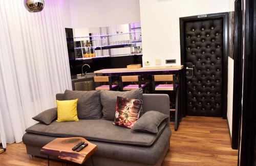 Zapresic Apartment | Apartment Turbo - with terrace, AC & WiFi: - Zapresic, Continental Croati, Croatia