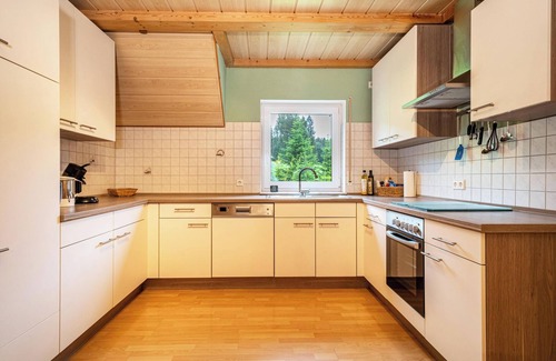 Waldburg Apartment | Apartment 'Urlaub auf dem Hirschhof Stehle' with Mountain View, Wi-Fi & Garden