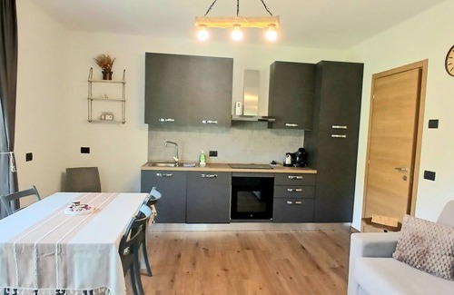 Trepalle Apartment | Apartment 'Val Tort' with Mountain View, Shared Garden and Wi-Fi