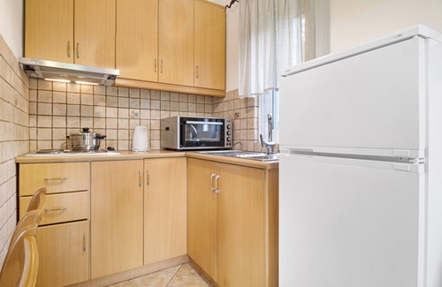 Spanochori Apartment | Apartment 'Villa Rita' with Shared Garden, Wi-Fi and Air Conditioning