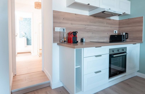 Lorient Apartment | Apartment 'Villeneuve - 4 Pers' with Wi-Fi - Breizh key