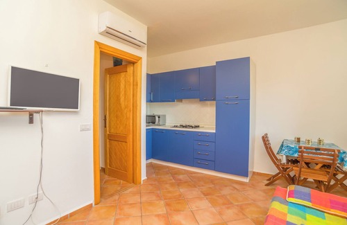 Porto Ottiolu Apartment | Apartment ‘Villetta Porto Ottiolu 203” Close to Marina and Beach with Balcony