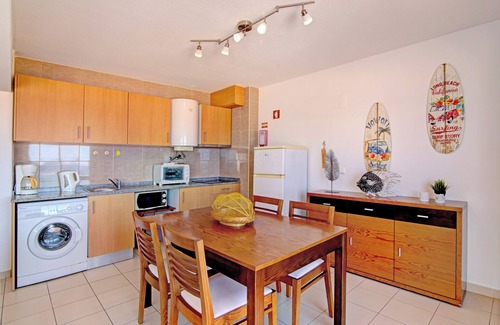 Armacao de Pera Apartment | Apartment Vista Mar 4ºE on the Beach with Sea View, A/C & Balcony