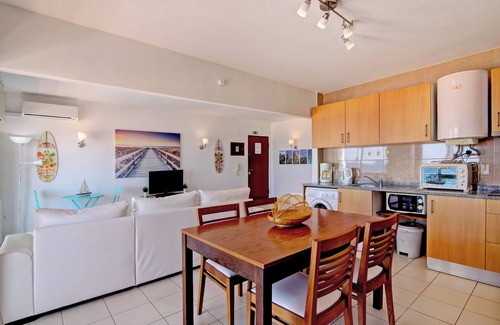 Armacao de Pera Apartment | Apartment Vista Mar 4ºE on the Beach with Sea View, A/C & Balcony