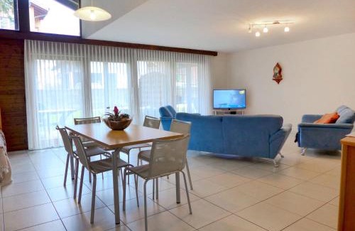 Wilderswil Apartment | Apartment von Allmen by Interhome