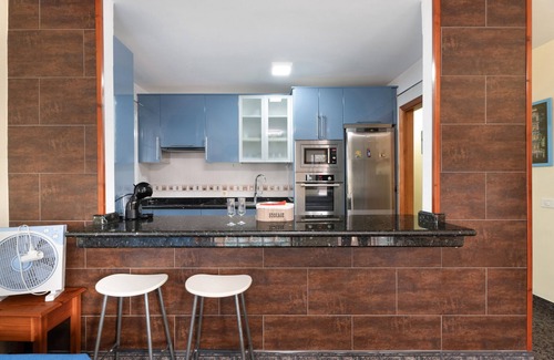 Tamaduste Apartment | Apartment 'Vv El Oasis' with Mountain View, Private Pool and Wi-Fi