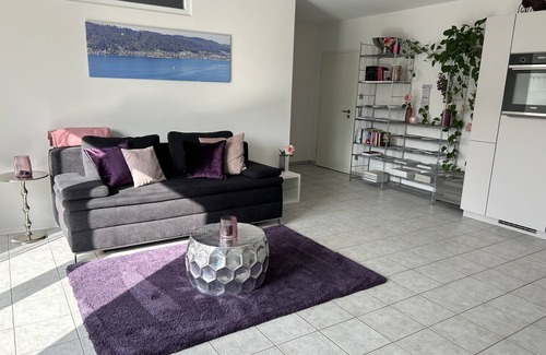 Ludwigshafen Apartment | Apartment with large terrace and garden near the lake