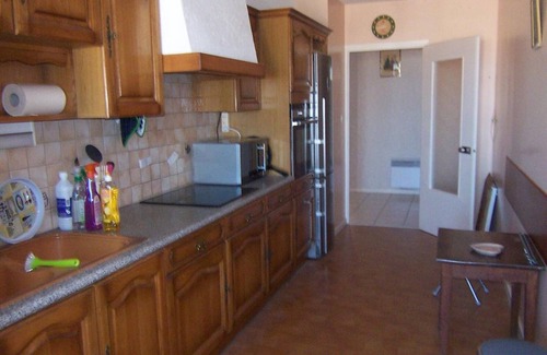 Les Sables d'Olonne Apartment | Apartment with canal view, garage and wifi