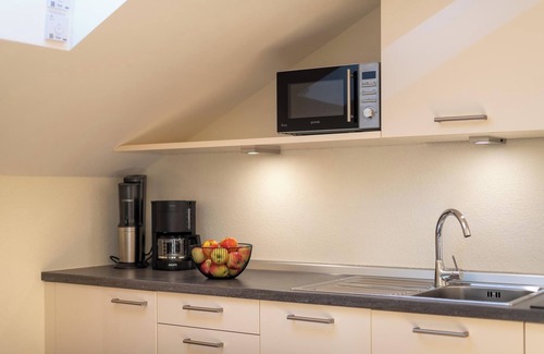 St. Pauls Apartment | Apartment 'Weinangerhof Nussbaum' with Mountain View, Wi-Fi and Air Conditioning