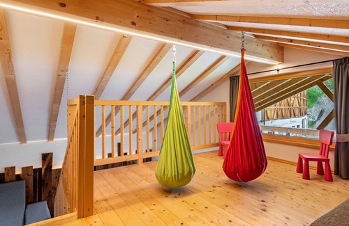 Barbiano Apartment | Apartment 'Weirerhof Lebm Gspiarn' with Mountain View, Private Terrace and Wi-Fi