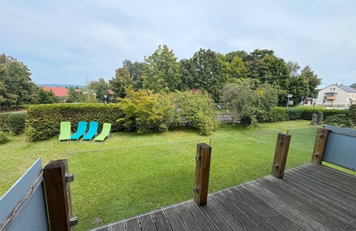 Kurort Gohrisch Apartment | Apartment 'Weltenbummler' with Mountain View, Private Terrace and Wi-Fi