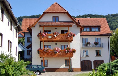 Sipplingen Apartment | Apartment 'Widenhorn' with Lake View, Shared Garden and Wi-Fi