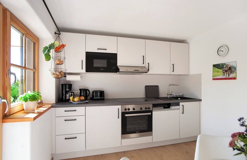 Dietmannsried Apartment | Apartment 'Wiesengrund' with Garden View, Private Terrace and Shared Garden