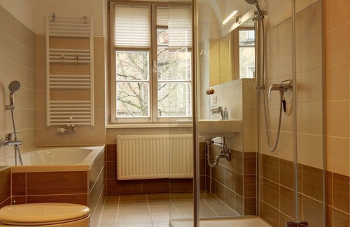 Altstadt Apartment | Apartment with 2 bedrooms, bath u. add. Guest toilet in the old town of Görlitz