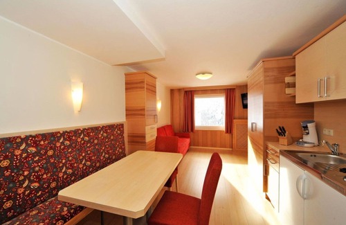 Heiligenblut Bed & Breakfast | Apartment with 2 bedrooms and infrared cabin - Pension-Appartements