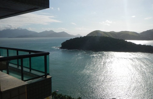 Conceicao de Jacarei Apartment | Apartment with 2 suites, decorated, very beautiful with sea view. Border with Angra.