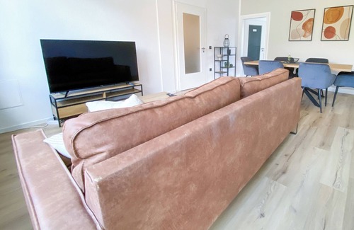Duesseltal Apartment | Apartment with 3 bedrooms and balcony