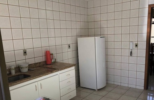 Cazeca Apartment | Apartment with 3 bedrooms, comfortable and well located.