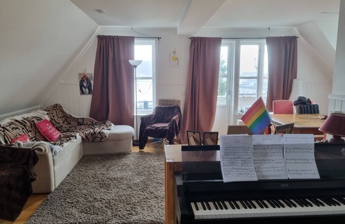 Tromso Apartment | Apartment with a fantastic view and balcony, central Tromsø.