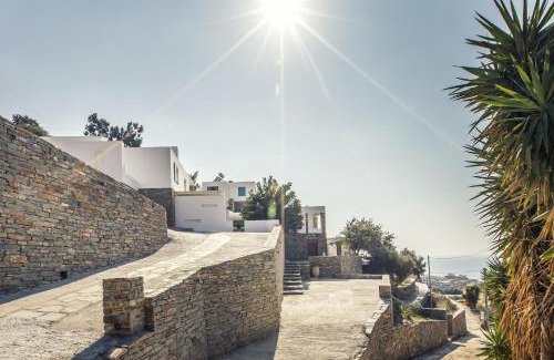 Koundouros Apartment | Apartment with a sea view and swimming pool, in the area of Koundouros