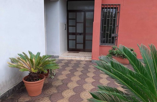 Licola Apartment | Apartment with a view of the sea, the mountain of Cuma and the island of Ischia.