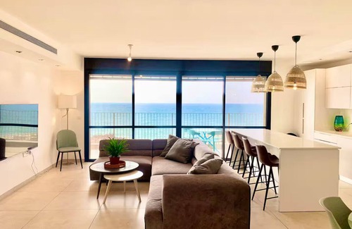 Haifa Apartment | Apartment with a view of the sea 3 Bedrooms And free parking