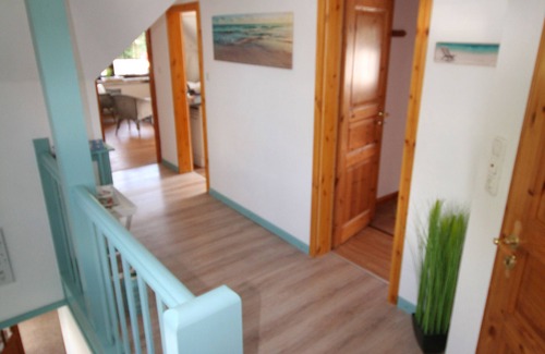Langholz Apartment | Apartment with balcony and Baltic Sea view on the Eckernförde Bay
