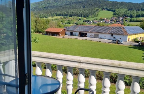 Hohenwarth Apartment | Apartment with balcony and view