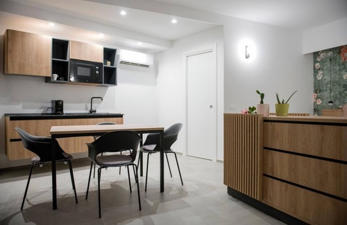 Alcamo Historic Center Apartment | Apartment with balcony 4 pax