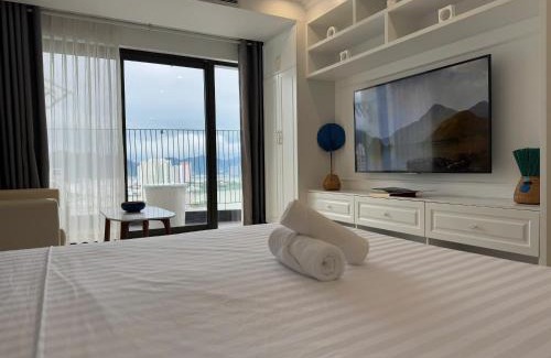 Tran Phu Beach Apartment | Apartment With Balcony