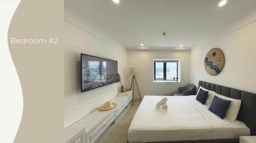 Tran Phu Beach Apartment | Apartment With Balcony