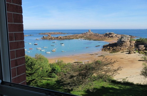 Tregastel Apartment | Apartment with beautiful SEA VIEW in TREGASTEL