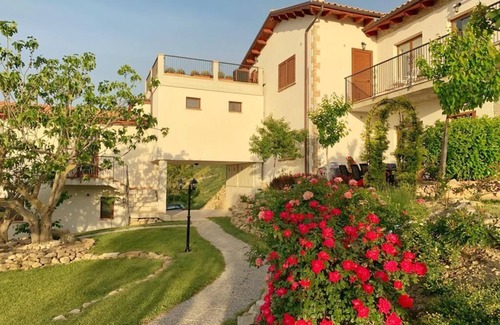 Alanno House | Apartment with beautiful view
