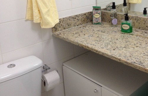 Recreio dos Bandeirantes Apartment | Apartment with complete infrastructure near the beach and Recreio Shopping