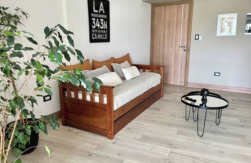 Mendoza City Center Apartment | APARTMENT WITH CITY AND MOUNTAIN/POOL VIEW