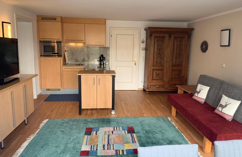 Landeck Apartment | Apartment with conservatory, wonderful panorama and large terrace