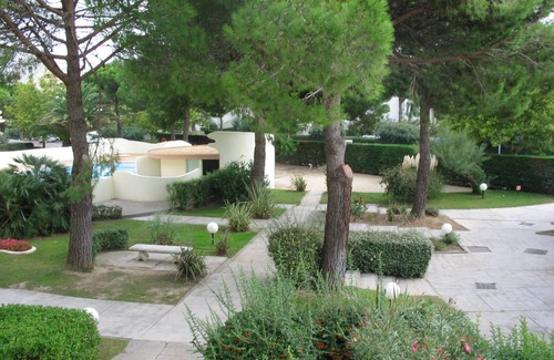Le Couchant Apartment | Apartment with swimming pool - garage - air conditioning. - beach 200m away - WIFI