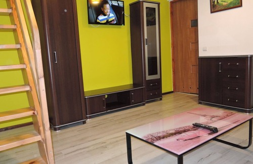 Wiselka Apartment | Apartment with garden and pool, not far from the sea and lake, Wiselka
