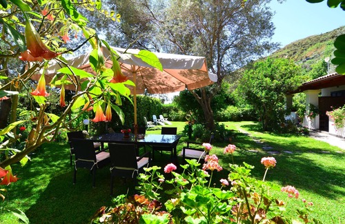 Panza Apartment | Apartment with garden 200meters from the Sea
