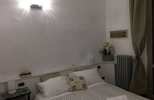 Isolotto Apartment | Apartment with garden near the historic center