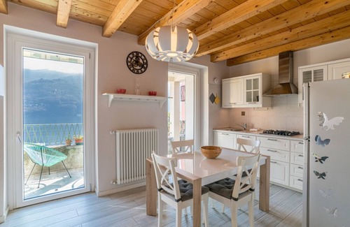 Carate Urio Apartment | Apartment with Lake Como View and Parking Included