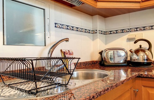 Cala Reona Apartment | Apartment with mountain and sea views, parking