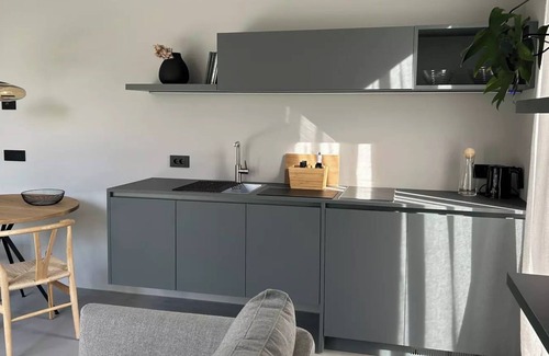 Terlano Apartment | Apartment with Mountain View, Private Garden & Wi-Fi