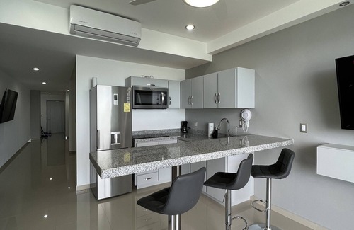 Las Gaviotas Apartment | Apartment with ocean view and private access to the beach