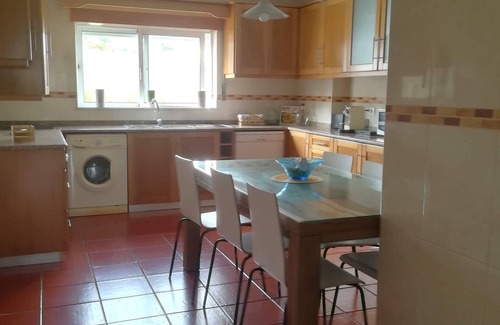 Foz do Arelho Condo | Apartment with pool