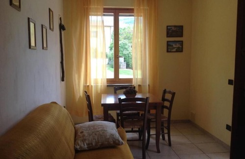 Nocera Umbra Other | Apartment with pool in farmhouse sleeps 5 with 2 rooms