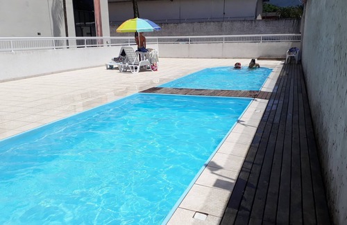 Ipiranguinha Apartment | Apartment with pool Ubatuba