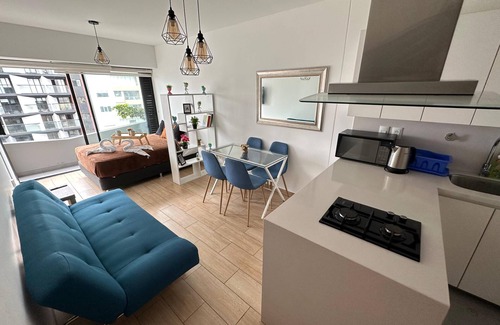 San Isidro Apartment | Apartment with pool access and city view
