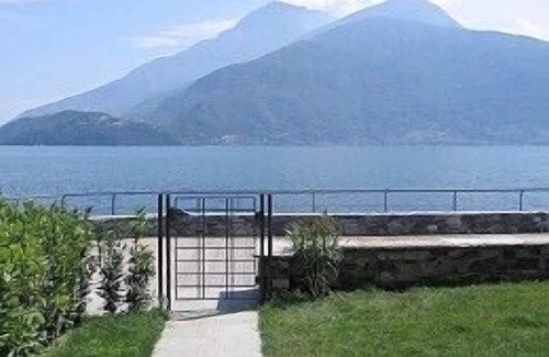 Musso Apartment | Apartment with pool, private garden & private boat mooring at shore lake Como