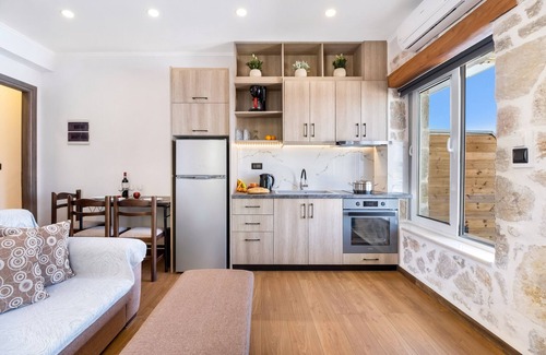 Tsoukaladhes Apartment | Apartment with Pool View, Sea View, Wi-Fi & Terrace